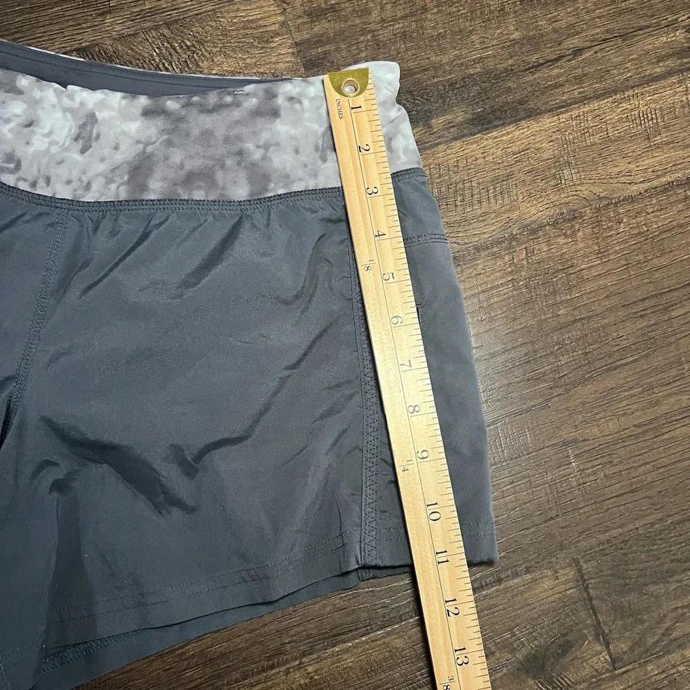 Lululemon Womens Size 6 Athletica Running Shorts Brief Liner Gray - Picture 8 of 11